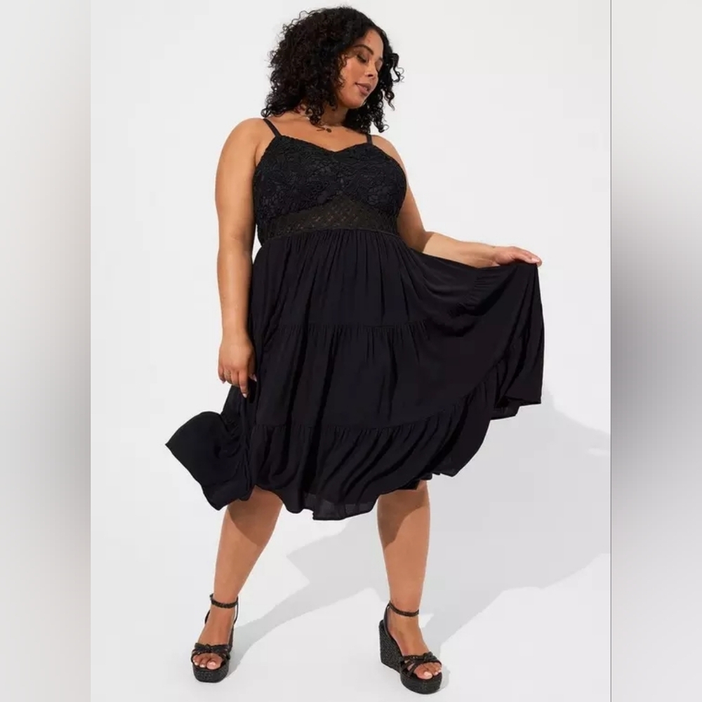 NWT Torrid Midi Crinkle Gauze Lace Bodice Dress Sz 1X